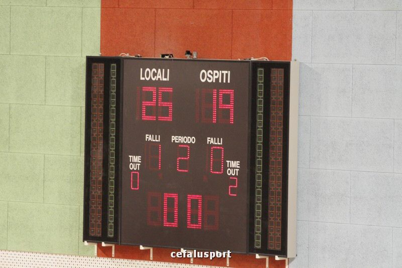 111030 volley 226_tn.jpg